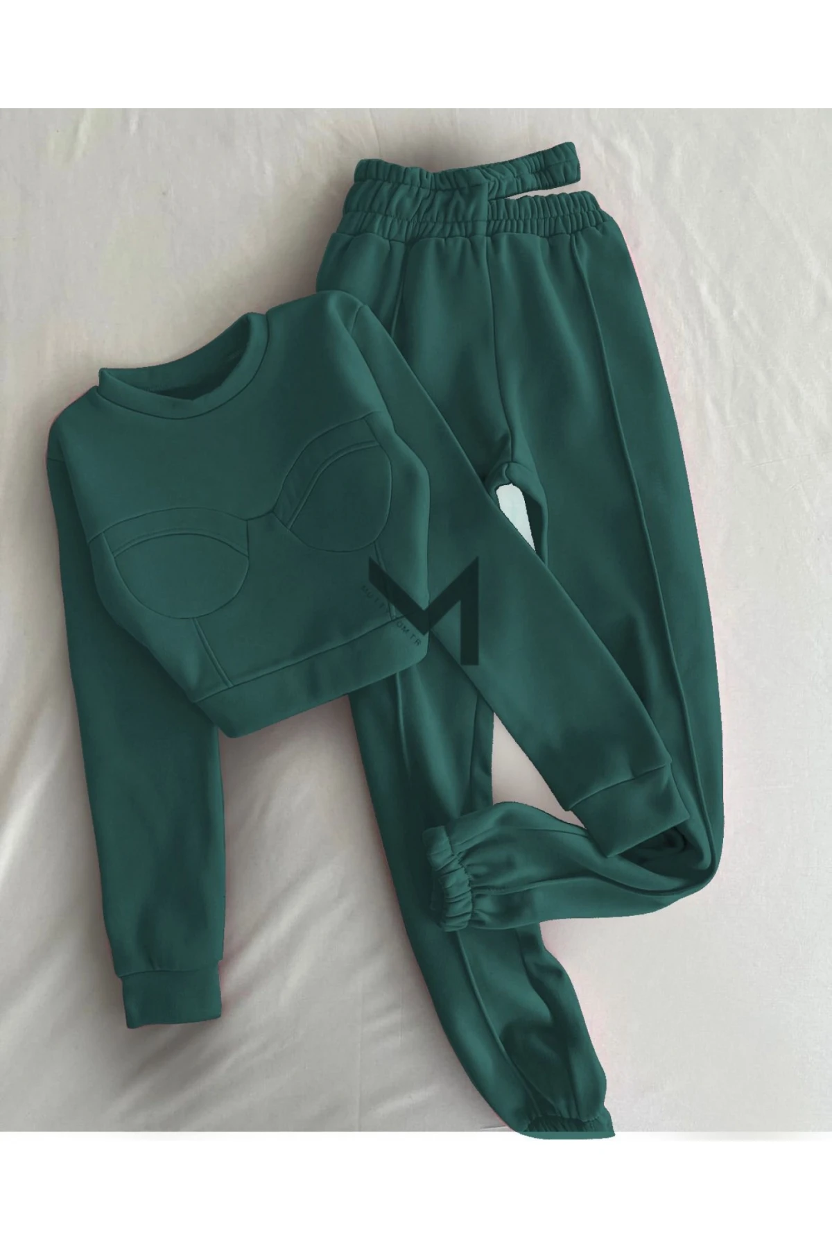 **ÖN SİPARİŞTİR 14 KASIMDA KARGOLANACAKTIR** 3 İplik İçi Şardonlu Takim