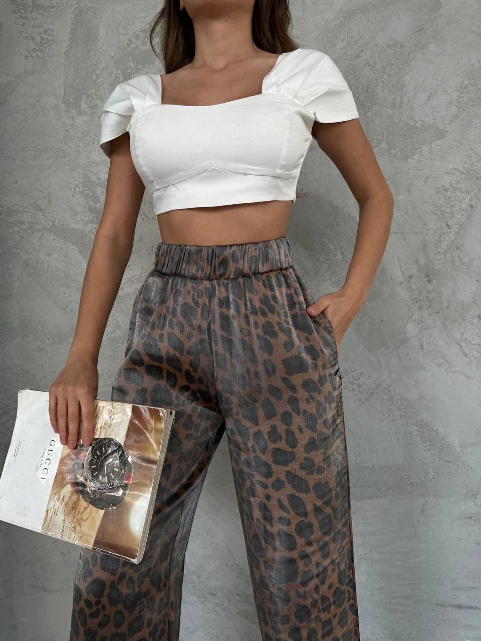 Parlak Kumaş Desenli Beli Lastikli Pantolon