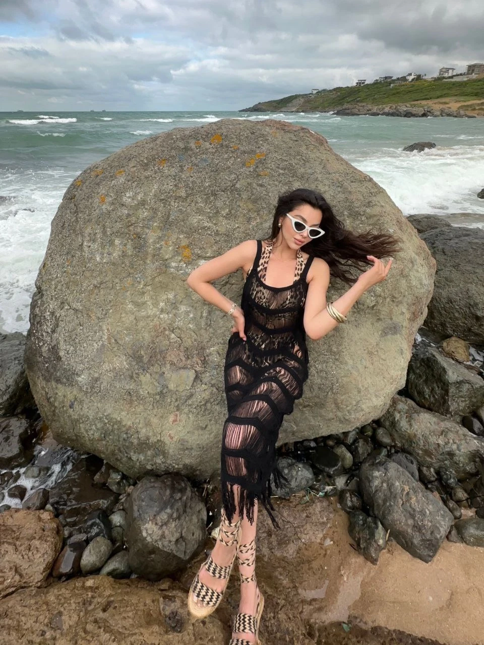 Püsküllü Ve File Detaylı Pareo Elbise