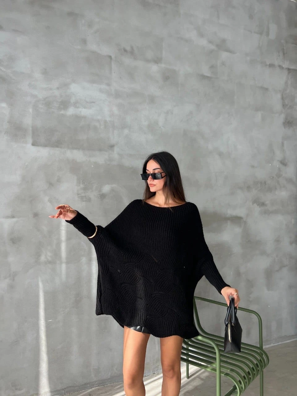 Salaş Kalıp Etekleri Delikli Triko Tunik Kazak