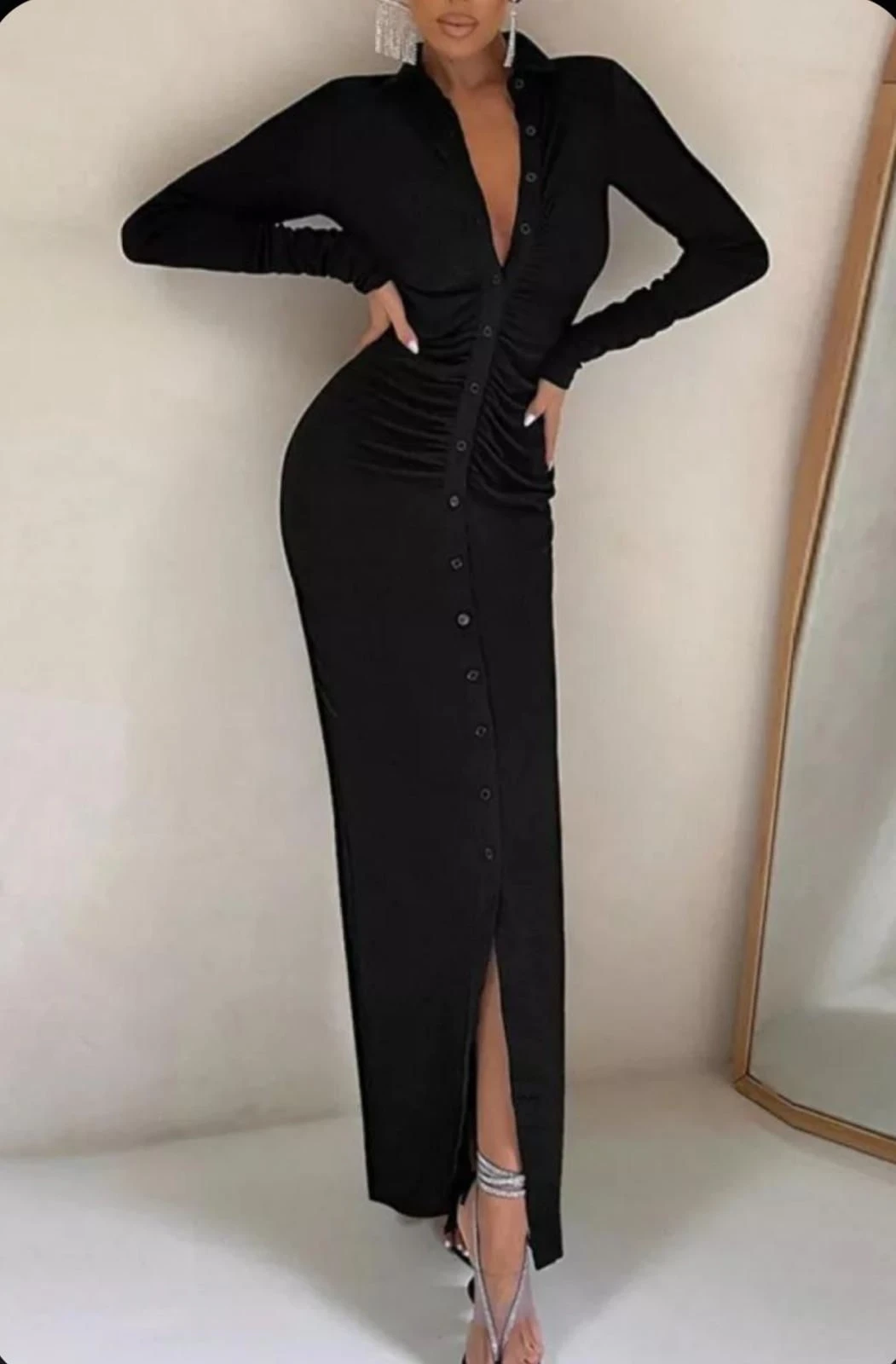 Sandy Kumaş Düğme Detaylı Elbise