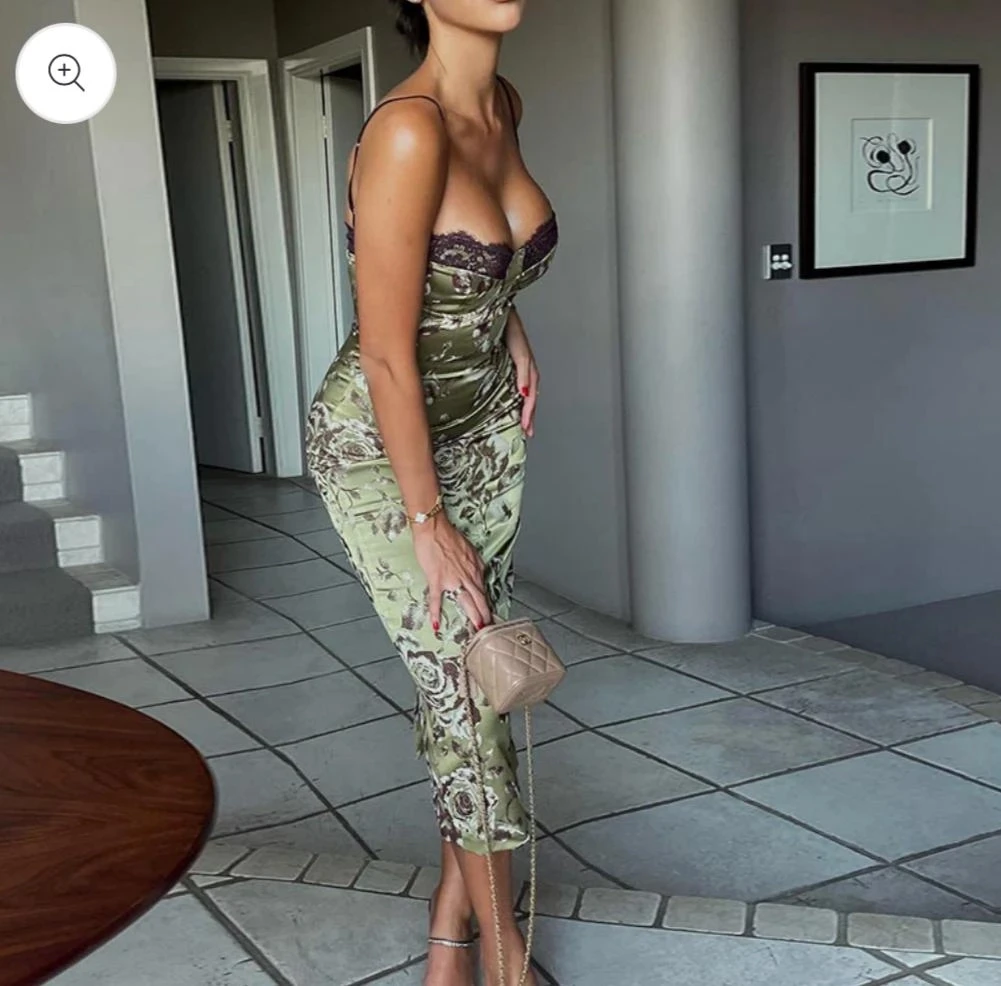 Saten Kumaş Dantelli Elbise