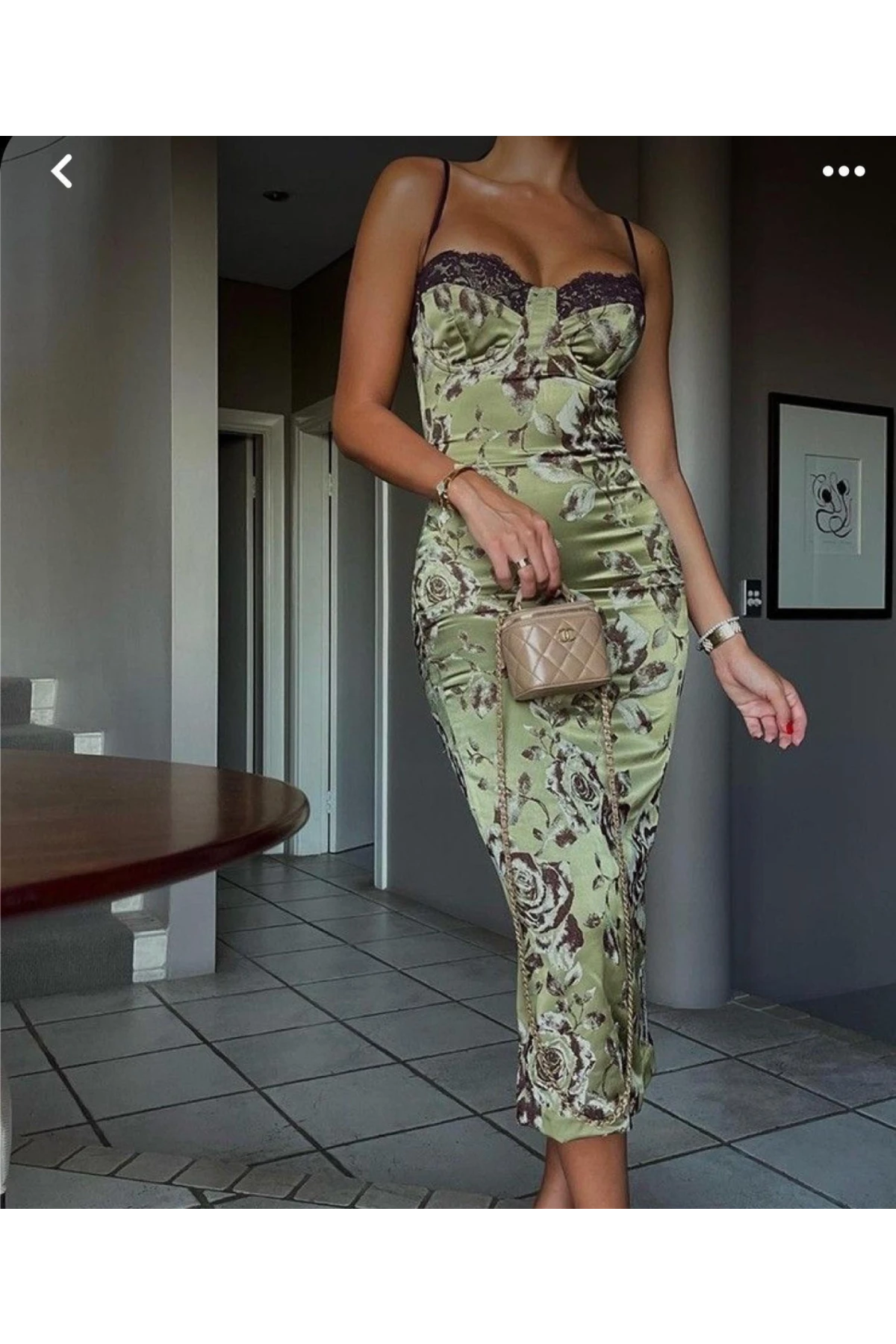 Saten Kumaş Dantelli Elbise