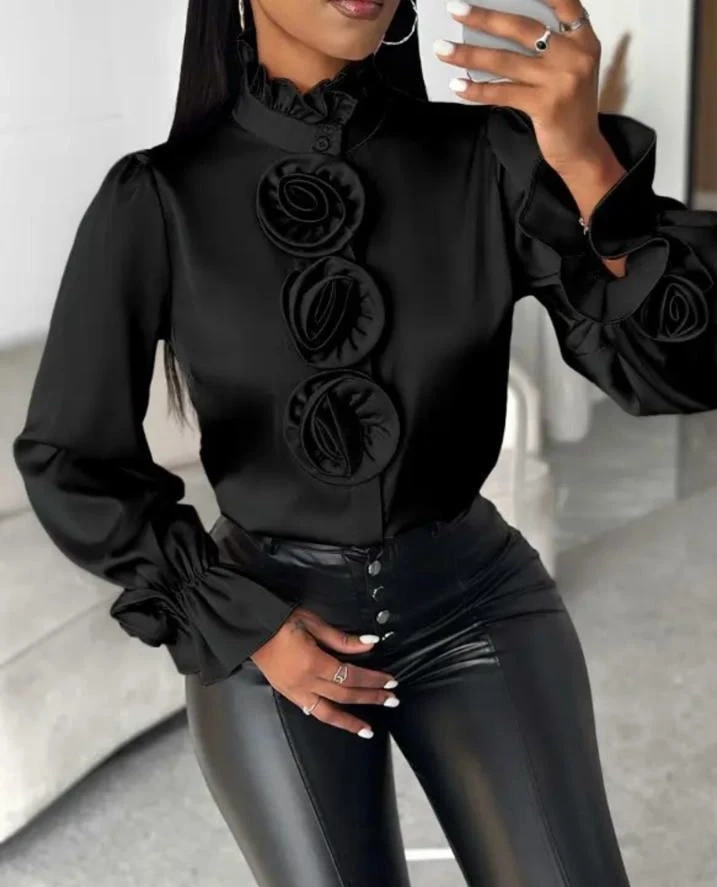 Saten Kumaş Gül Detaylı Gömlek