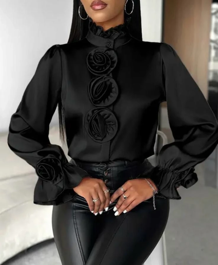 Saten Kumaş Gül Detaylı Gömlek