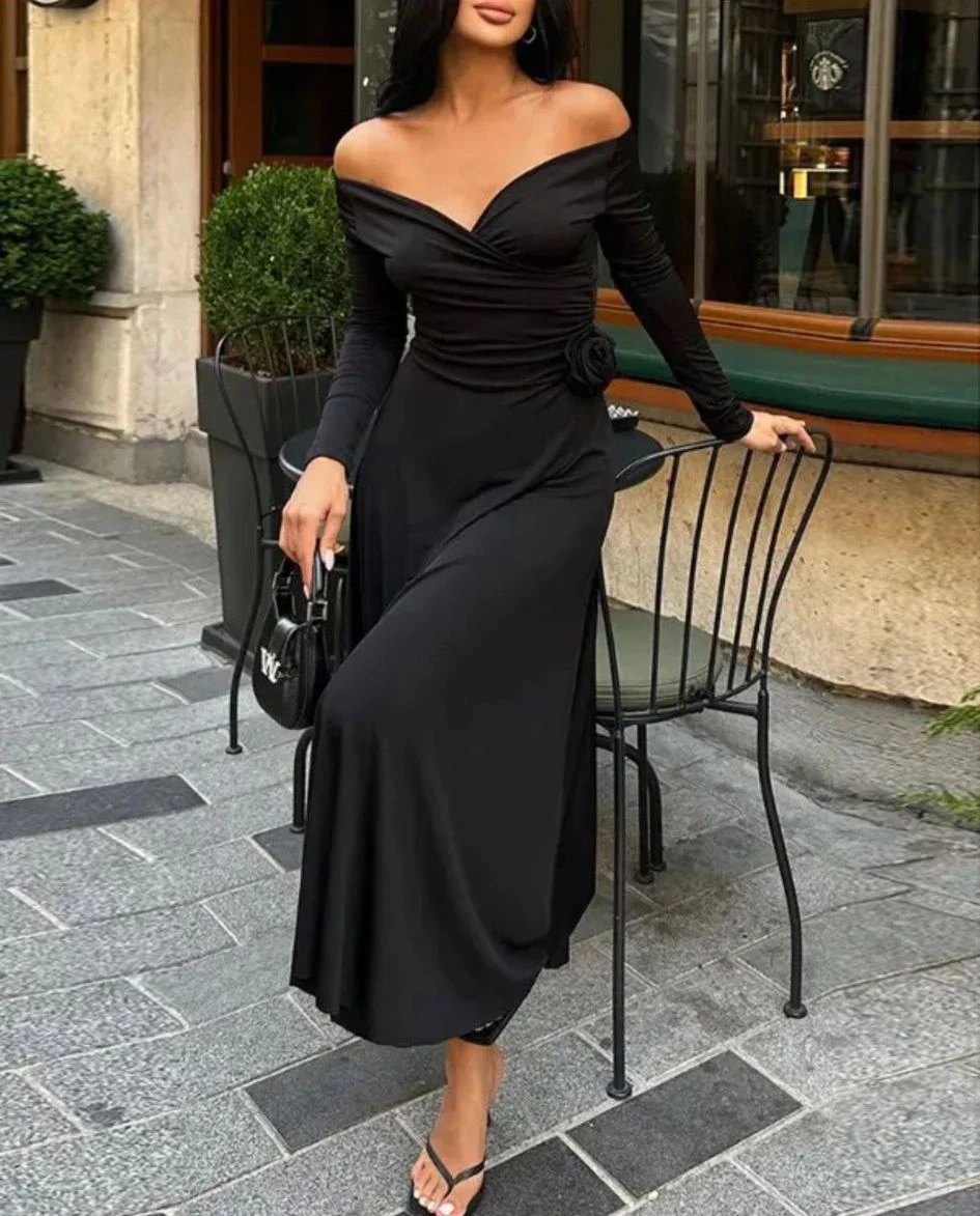 Scuba Dalgıç Kumaş Gül Detaylı Elbise