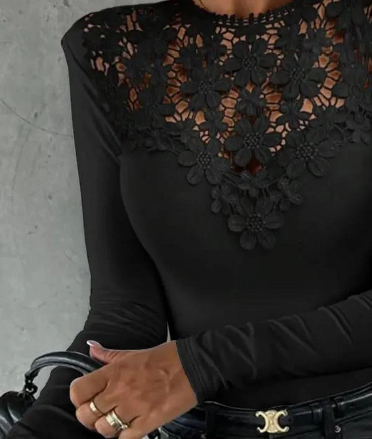 Scuba Dalgıç Kumaş  Güpür Detaylı Bluz