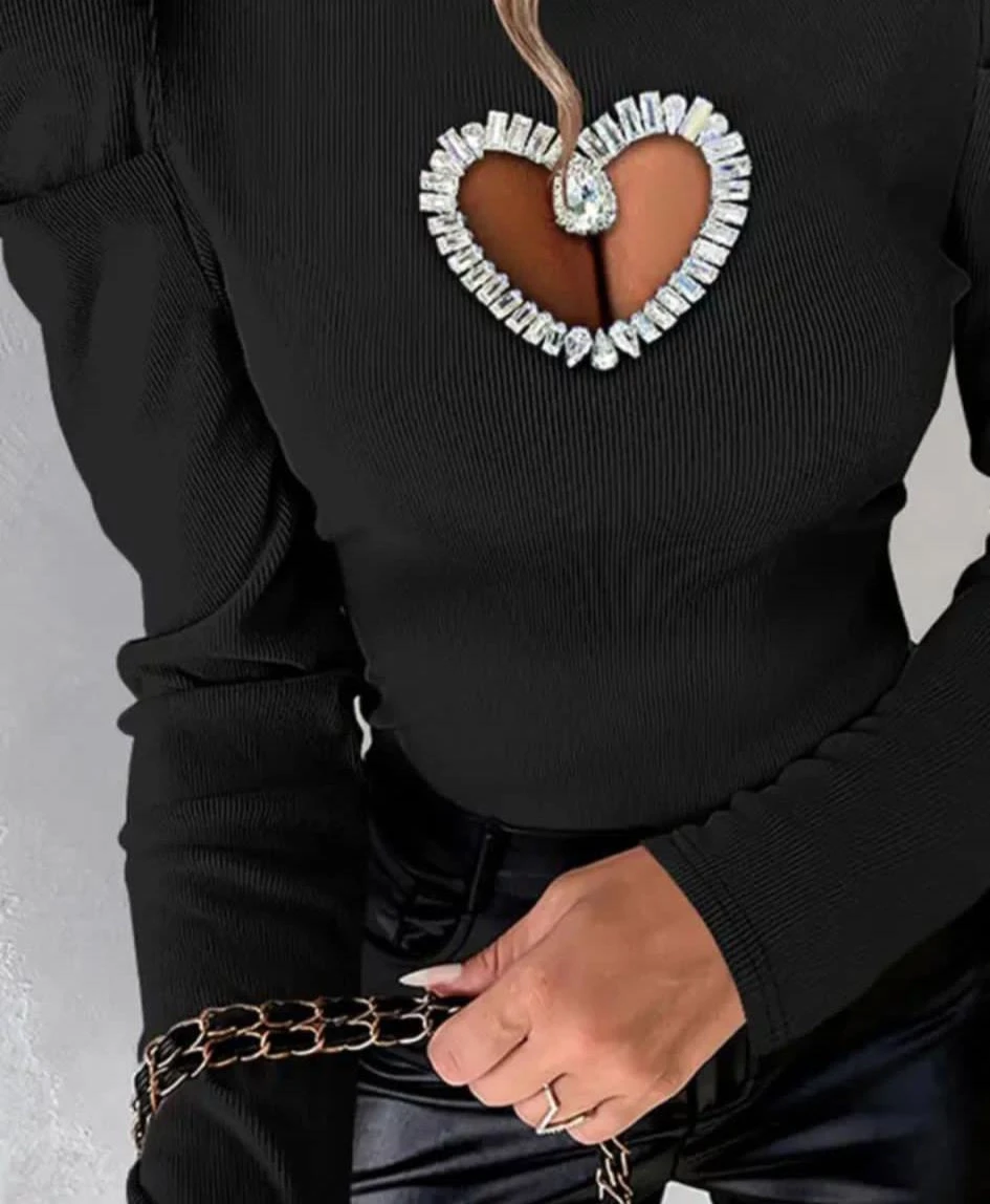 KaşkorseKumaş İthal Taş Kalp Detaylı Bluz