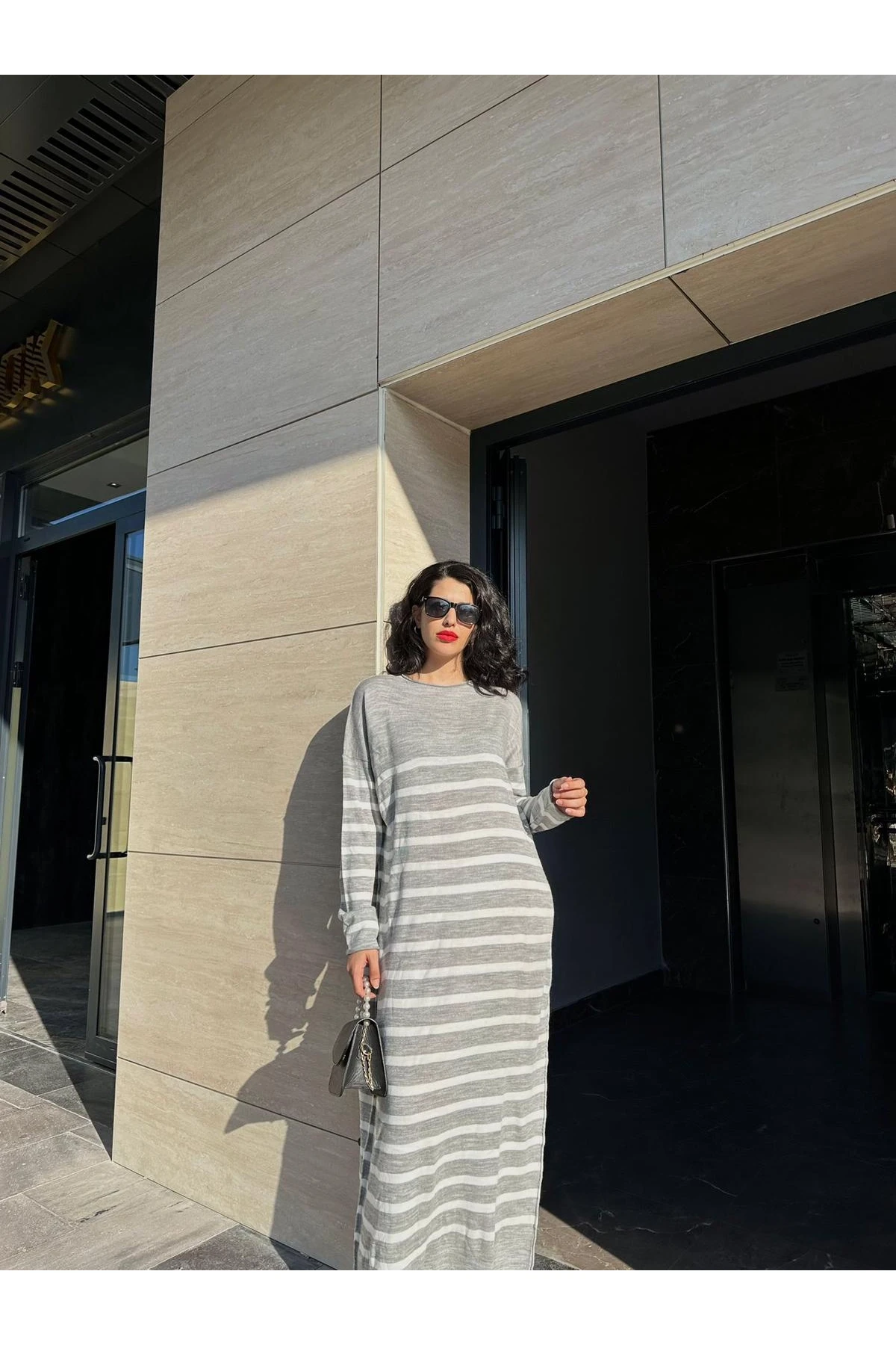 Uzun Çizgili Triko Elbise