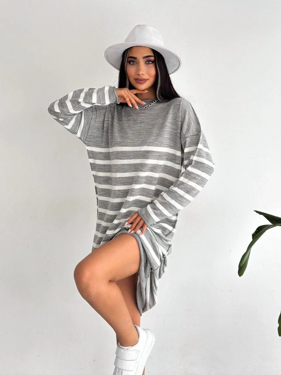 Uzun Çizgili Triko Elbise