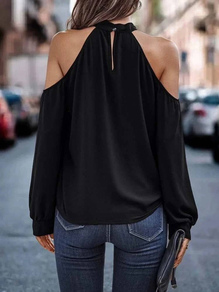 Uzun Kollu Omuz Açık Göğüs Dekolteli  Sandy Bluz