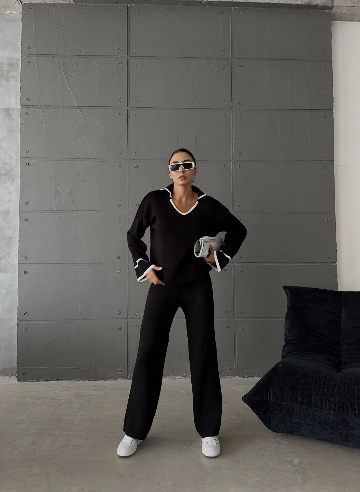 V Yaka Biyeli Triko Takım