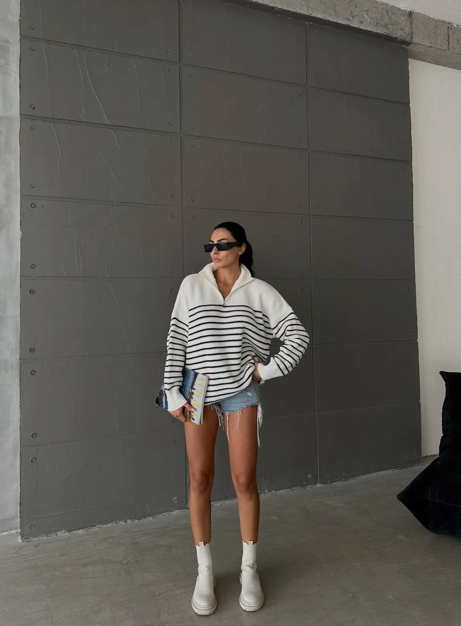 Yakası Fermuarlı Çizgili Triko