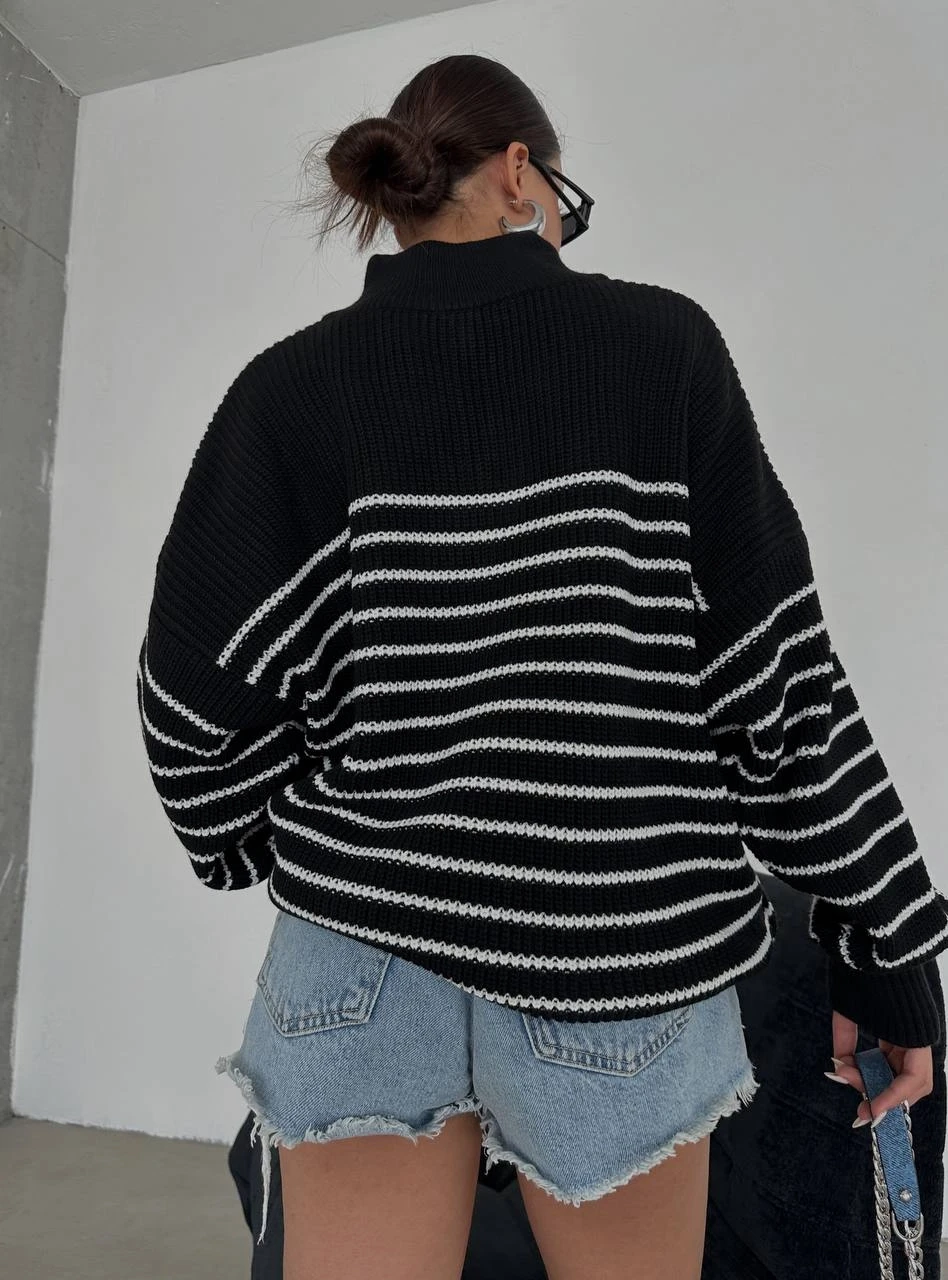 Yakası Fermuarlı Çizgili Triko