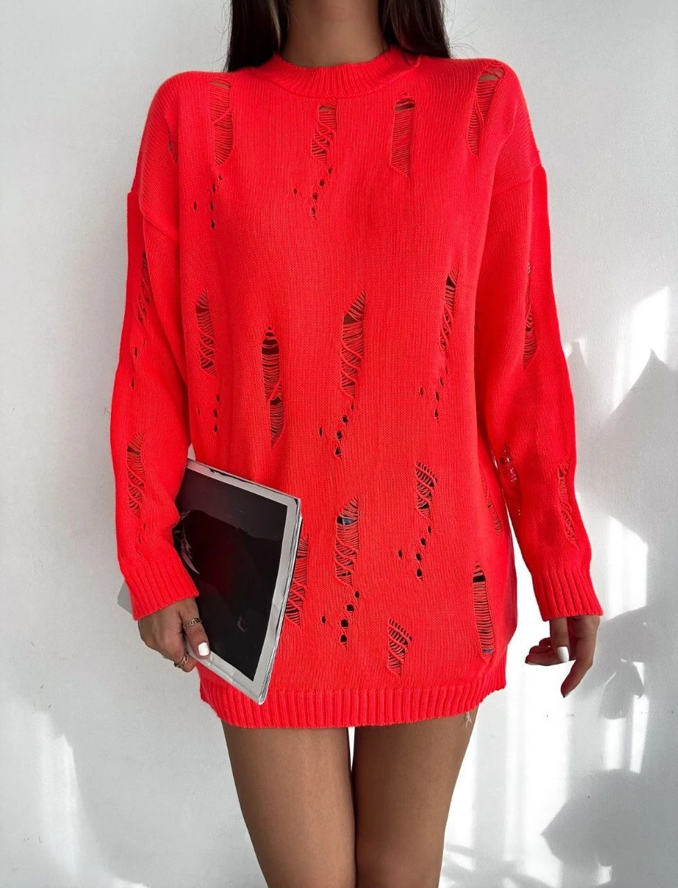 Yırtık Desenli Triko Kazak