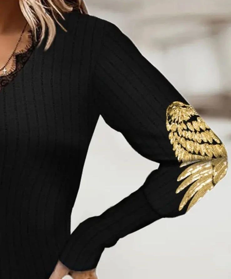 Yumoş Kumaş Dantel ve Melek Kanat Detaylı Bluz