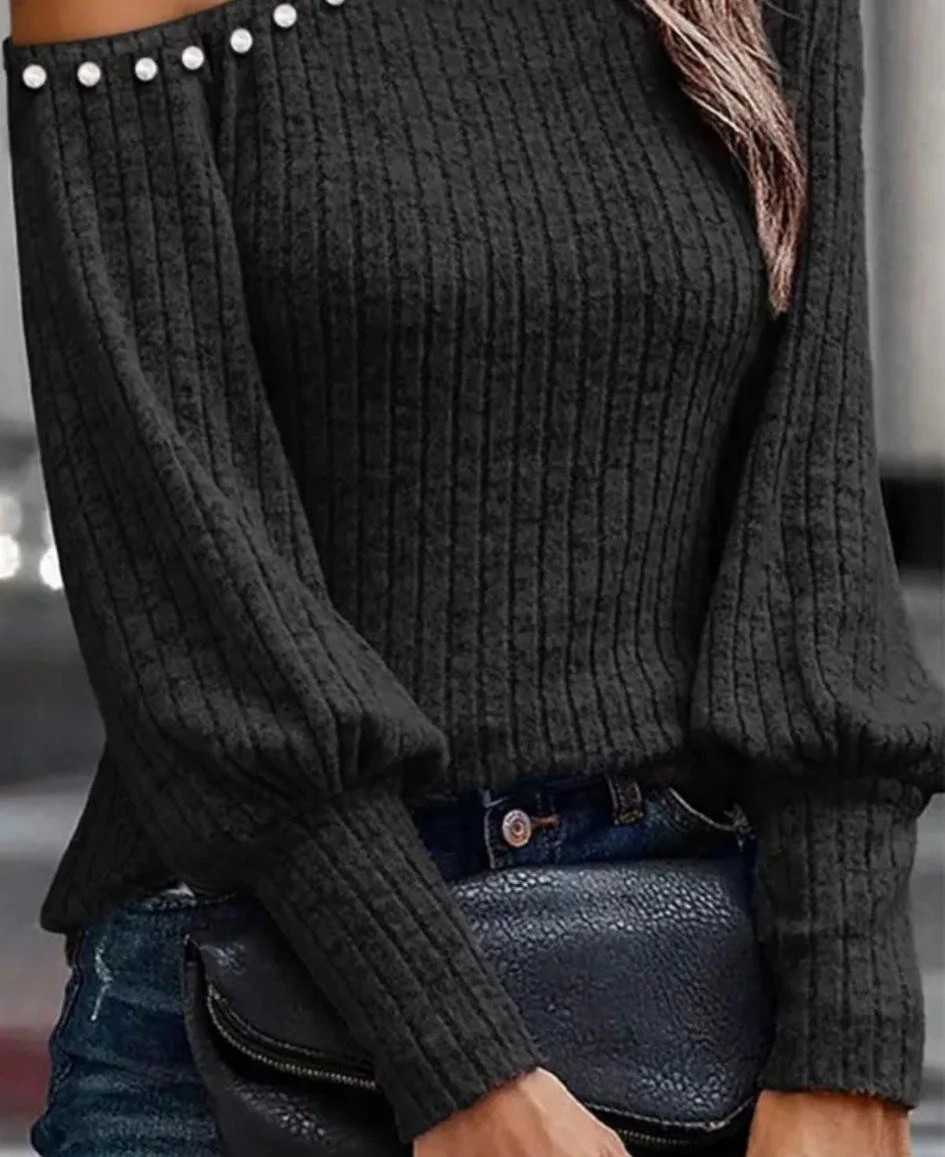 Yumoş Kumaş İnci Detaylı Bluz