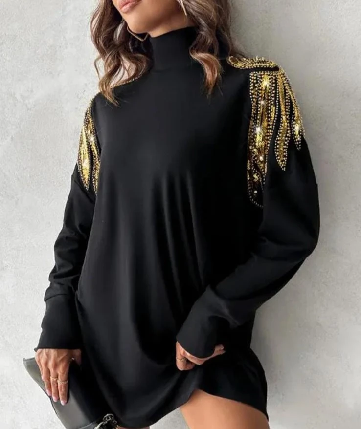 Yumoş Kumaş Nakış Detaylı Elbise