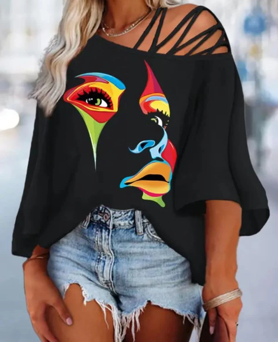 Yüz Desenli Omuz Detaylı İthal Micro Kumaş Dijital Baskı Bluz