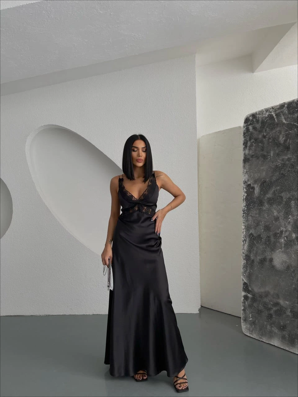 Z@R@ Model Dantel Detaylı Elbise