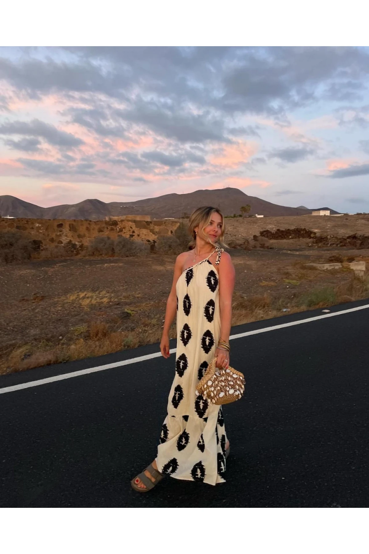 Z@R@ Model Tek Omuz Elbise