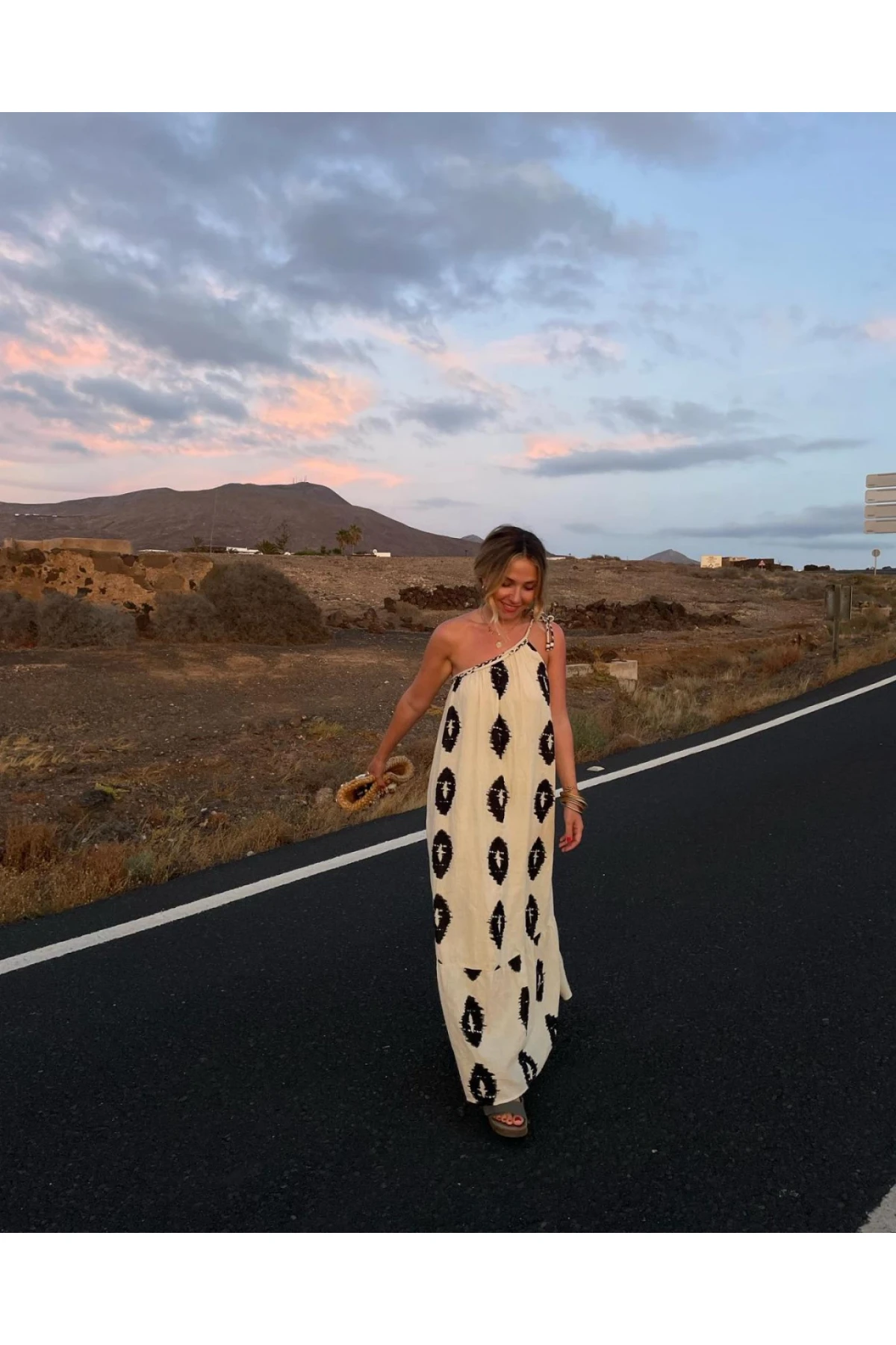 Z@R@ Model Tek Omuz Elbise