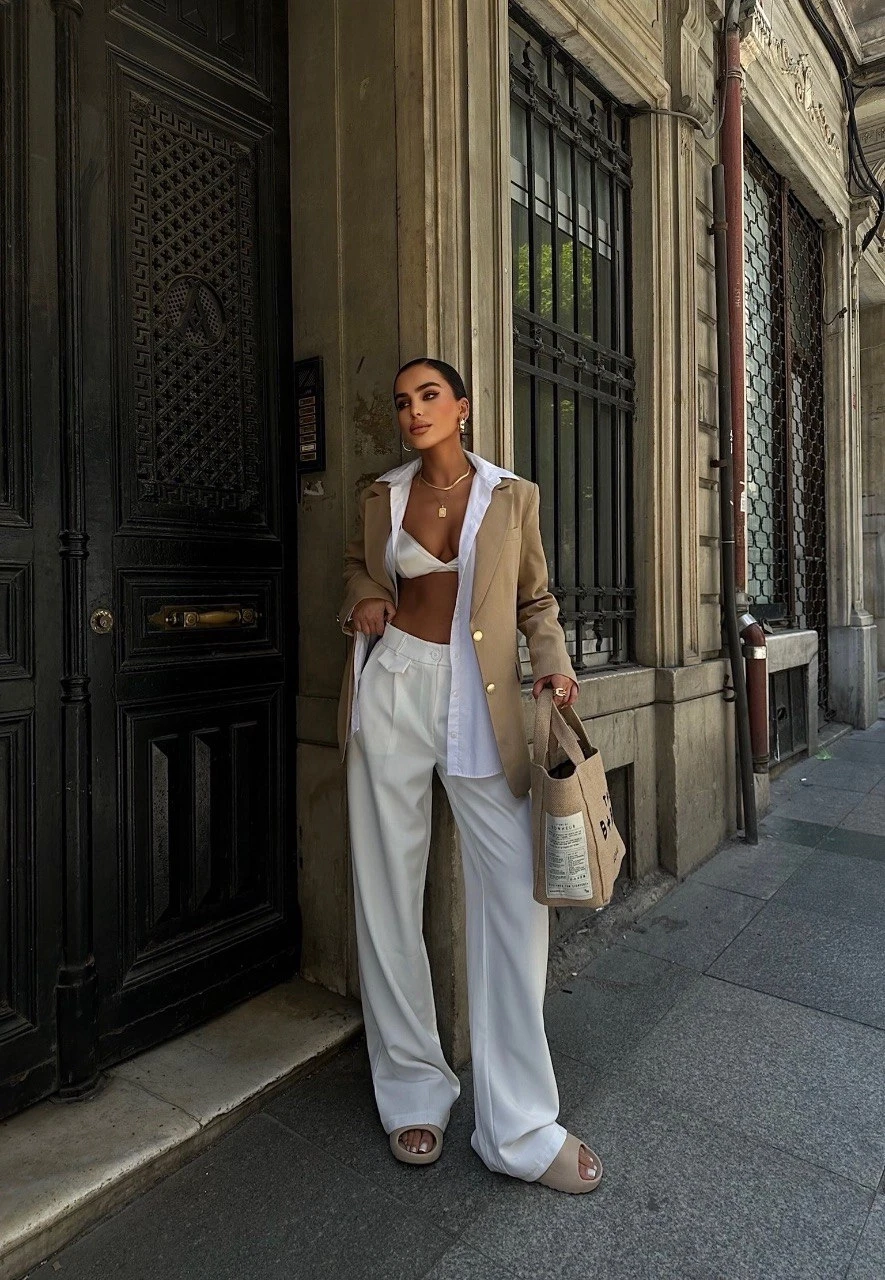 Altın Düğmeli Pamuk Keten Blazer Ceket
