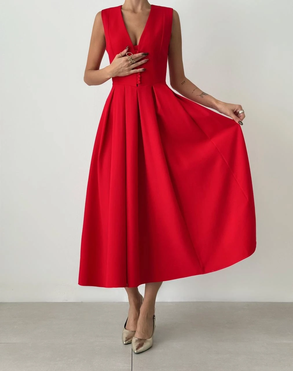 Atlas Kumaş Düğmeli Elbise