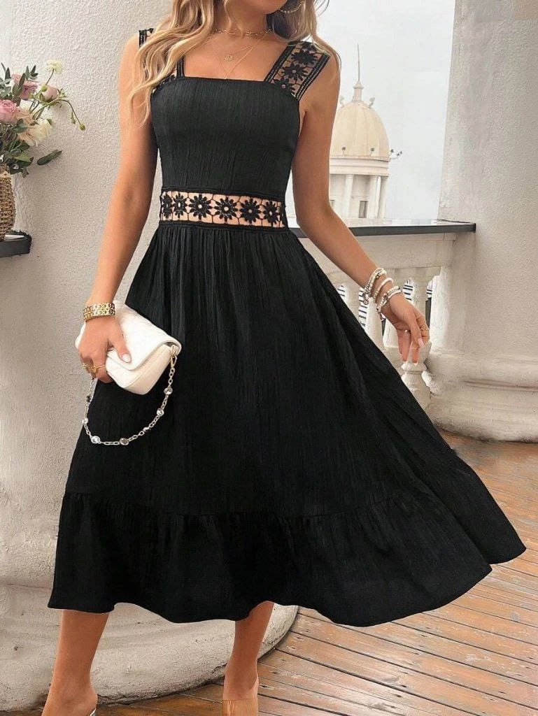 Beli Dantel Detaylı Fırfırlı Uzun Bürümcük Elbise