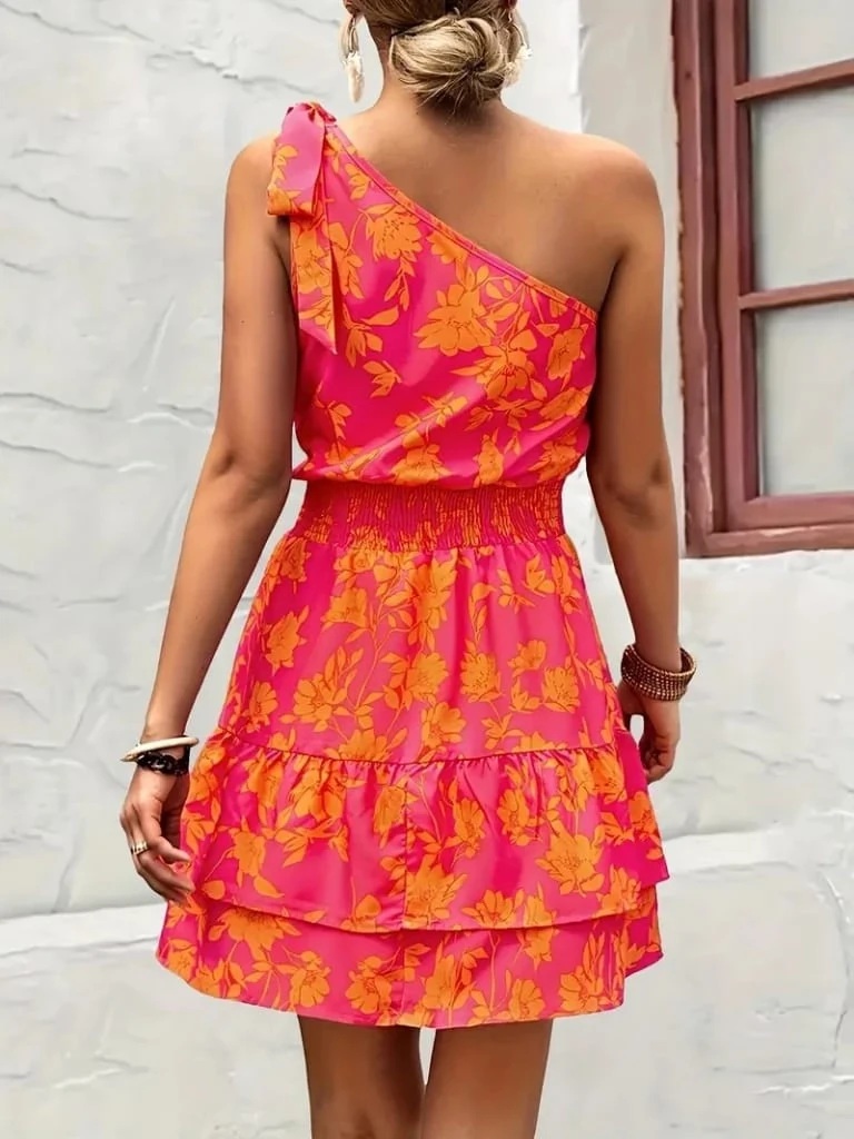 Beli Gipeli Eteği Volanlı Tek Omuz Mini Elbise