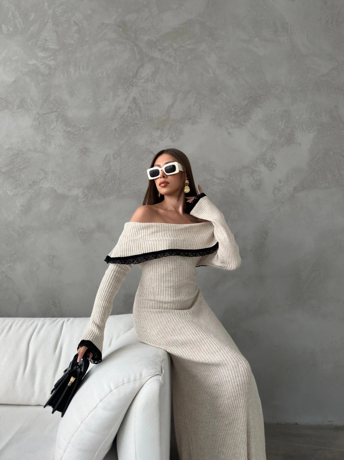 Dantel Detaylı Elbise