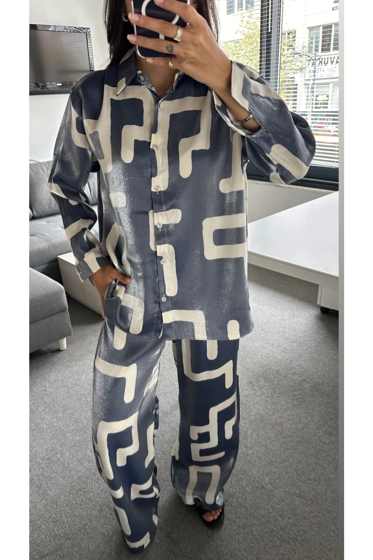 Saten kumaş  Desenli  Gömlek Takım