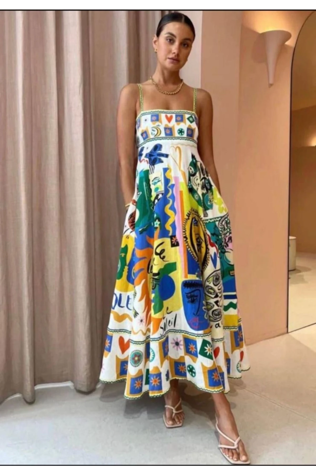 Desenli Kare Yaka Elbise İthal Krep Kumas