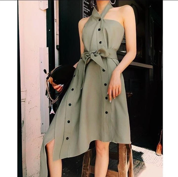 Düğme Detaylı Kemerli Flam Keten Kumaş Elbise