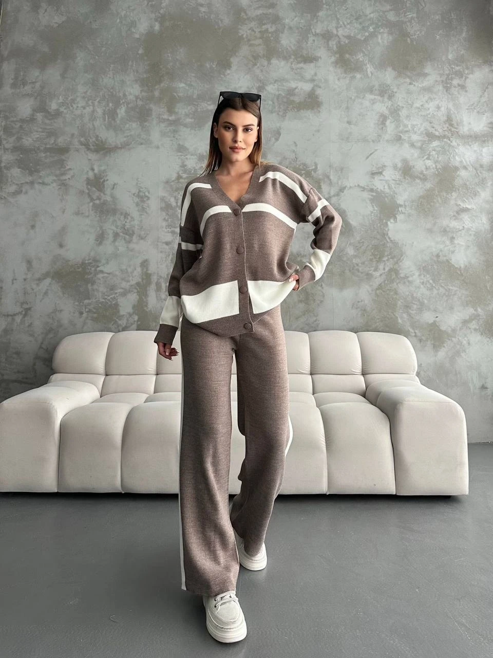 Düğmeli Triko Takım