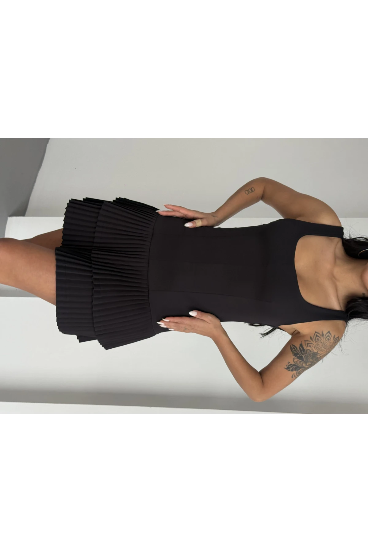 İthal Dabıl Kumaş Piliseli Z@ra@ Model Elbise ** İçi şortludur