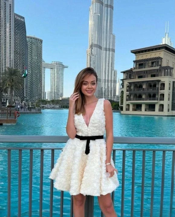 ithal Gül Desen Dantel Kumaş Kemerli Tasarım Elbise