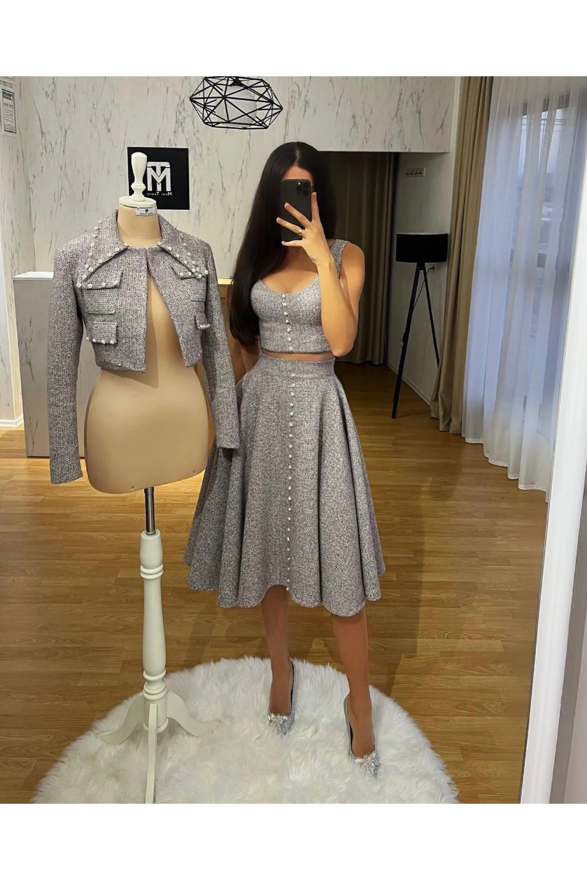 İthal Kaşe Kumaş  Etek Büstiyer Ceket İnci Detaylı 3 lü Takım