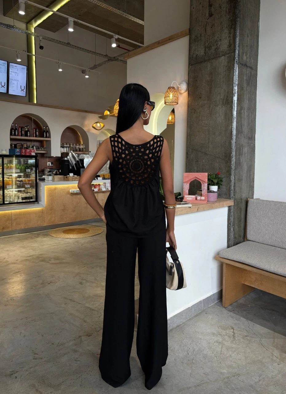 Keten Kumaş Sırt Detaylı Takım