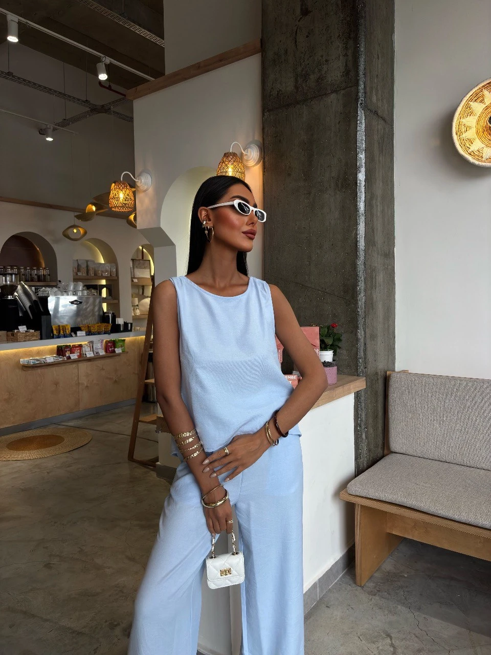 Keten Kumaş Sırt Detaylı Takım