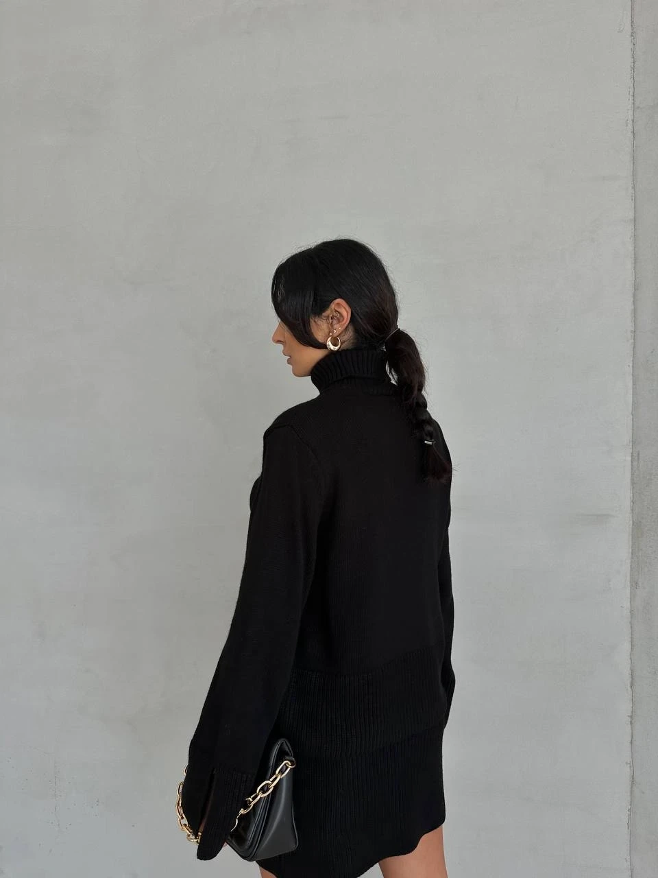 Kol ve Bilek Yırtmaç Detaylı Balıkçı Yaka Etekli Takım