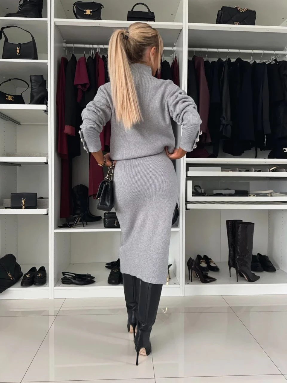 Kolu Düğmeli  Triko& Etek Takım