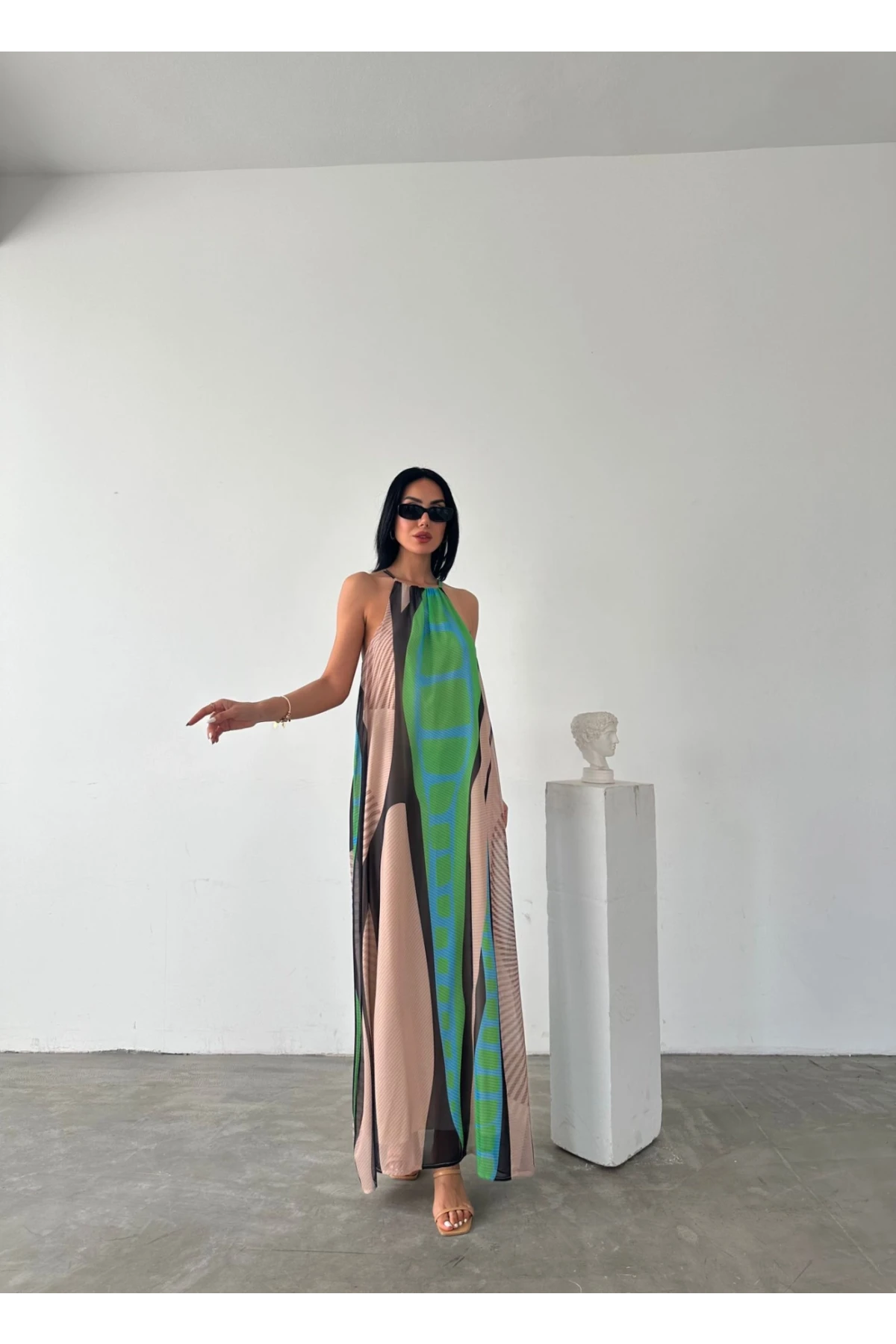 Maxi Astarlı Şifon Elbise