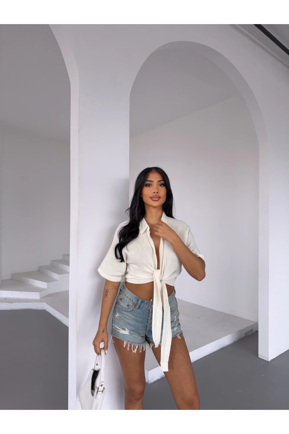 Müslin Keten Bağlamalı Bluz