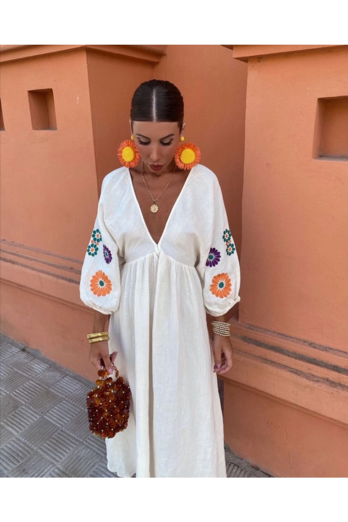 Nakışlı Keten Elbise