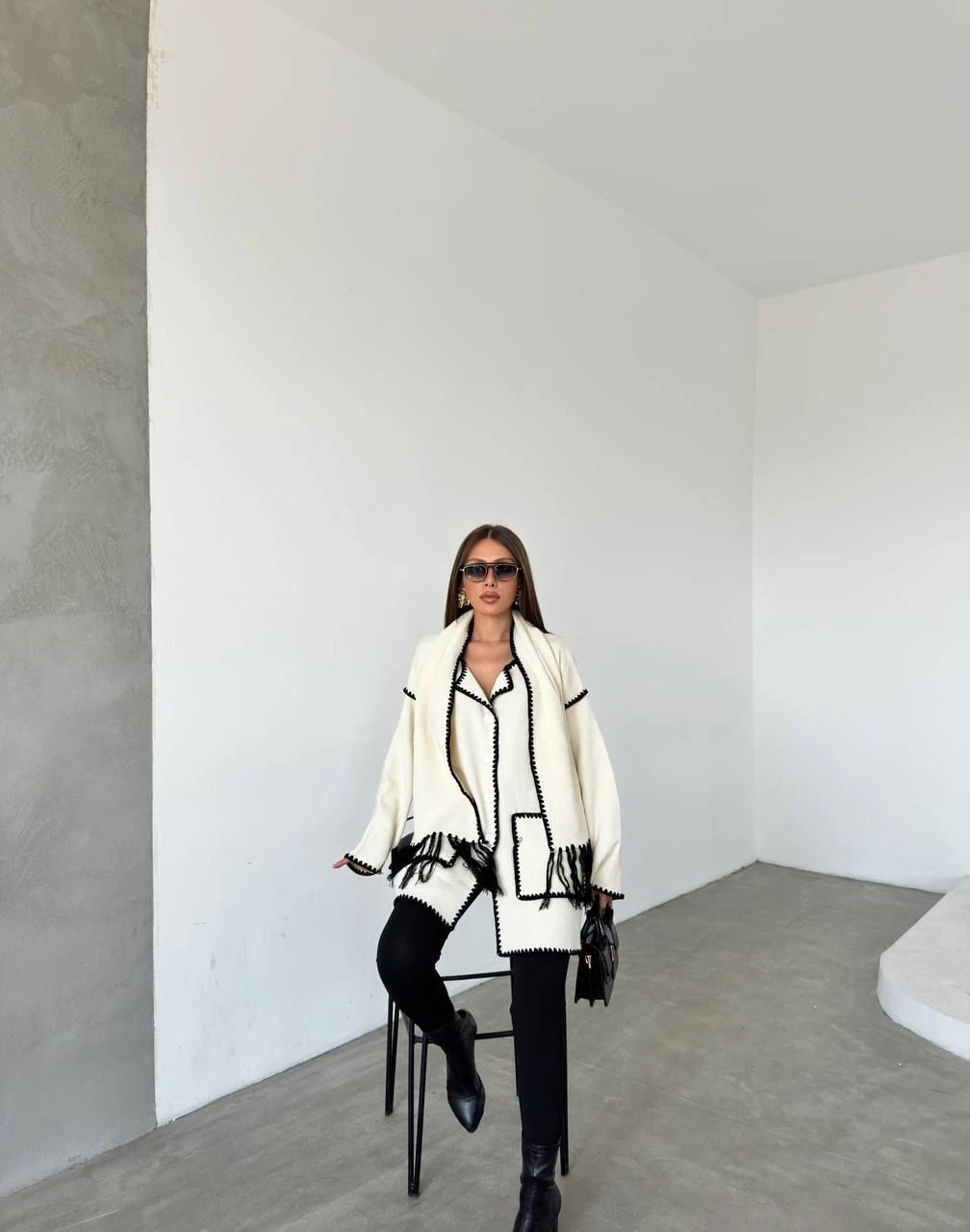 Şal Detaylı Triko Ceket Hırka