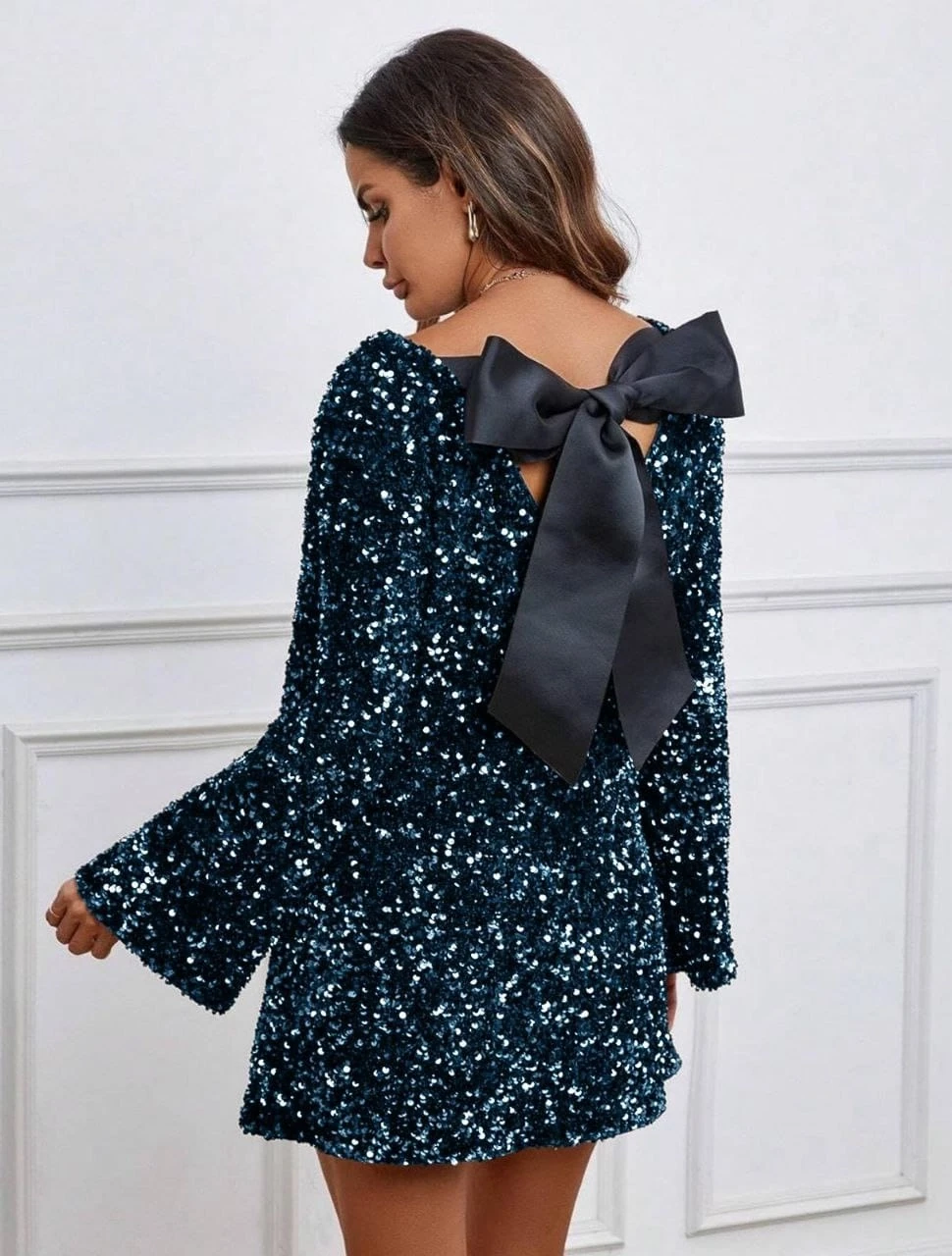 Saten Kurdeleli Payetli Kadife Elbise