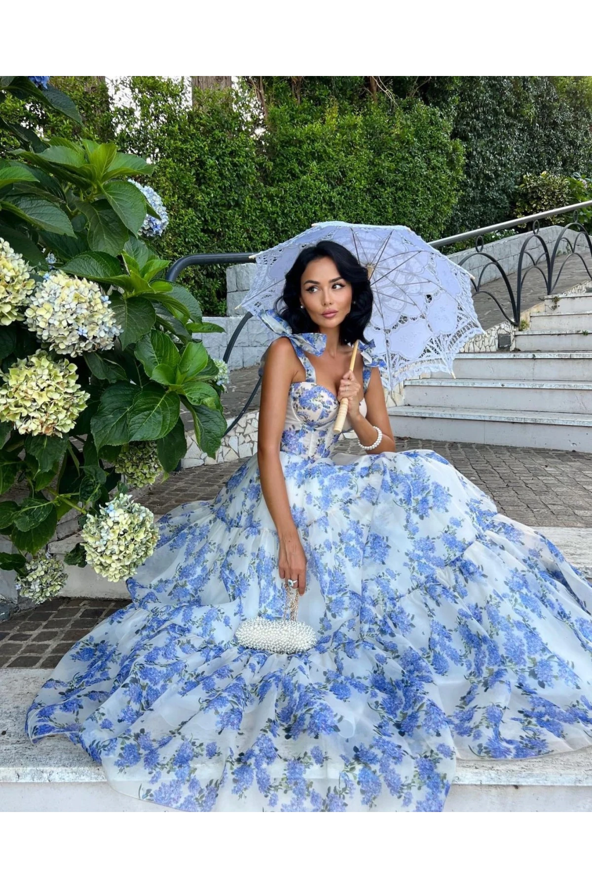 Şifon Kumaş Kuş Gözü Detaylı Saten İp Bağlamalı Tasarım Askılı Elbise