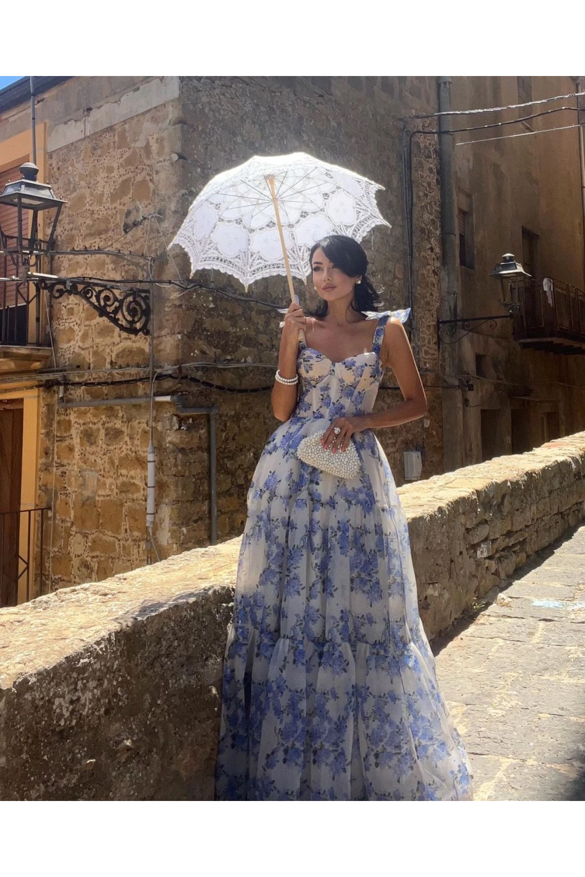 Şifon Kumaş Kuş Gözü Detaylı Saten İp Bağlamalı Tasarım Askılı Elbise