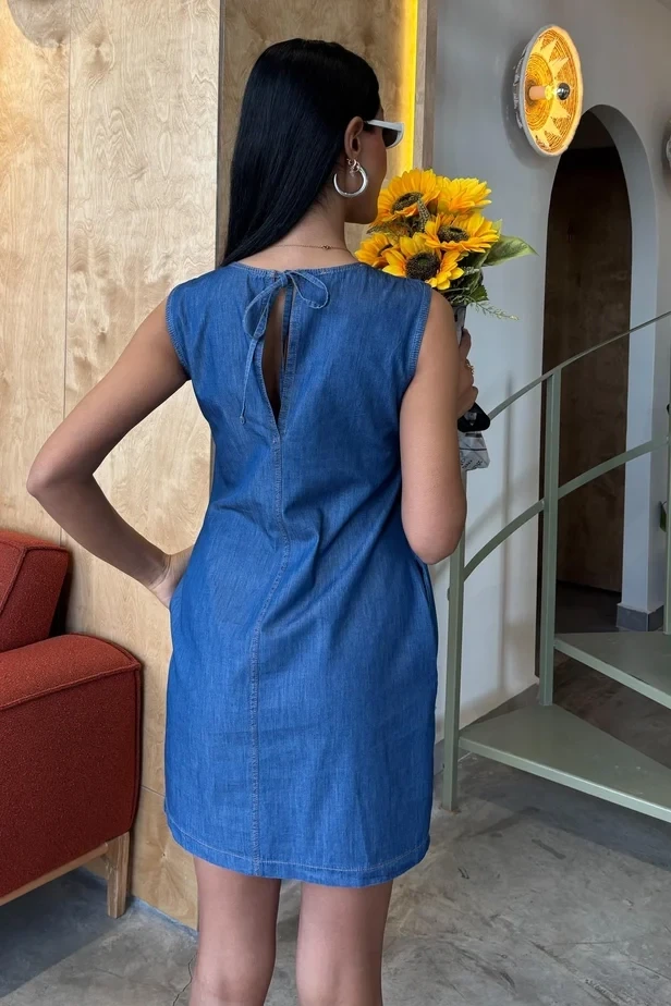 Sırt Bağcıklı Tensel Elbise